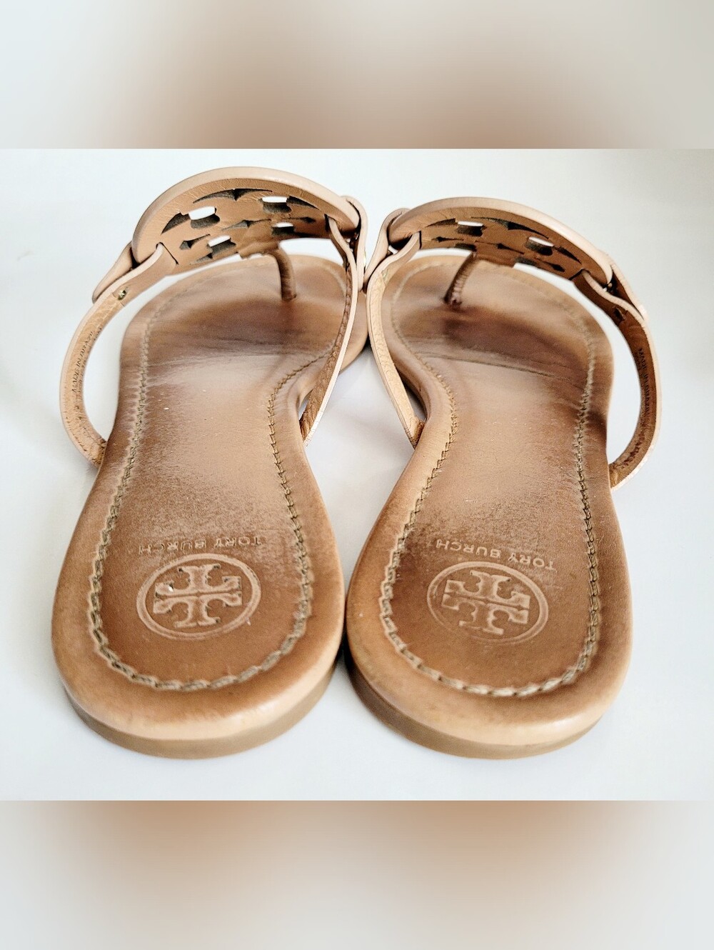 Tory Burch Miller Tan Calf Leather Logo Thong Sandals Almond Flour US 10 - Picture 14 of 16